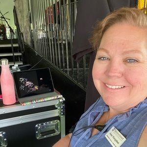 Meet your Posher, Jana